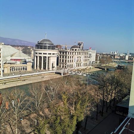 Calla 5 Apartment - Main Square, In The City Shopping Center - Parking Slot With Security And Video Camera Skopje Exterior foto