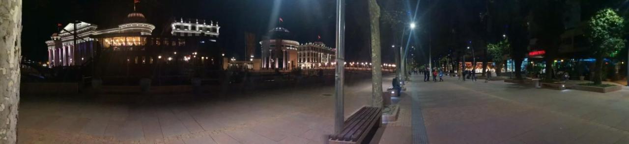Calla 5 Apartment - Main Square, In The City Shopping Center - Parking Slot With Security And Video Camera Skopje Exterior foto