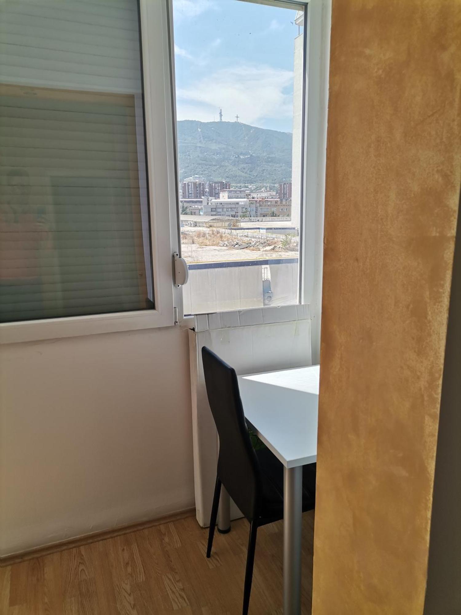 Calla 5 Apartment - Main Square, In The City Shopping Center - Parking Slot With Security And Video Camera Skopje Exterior foto