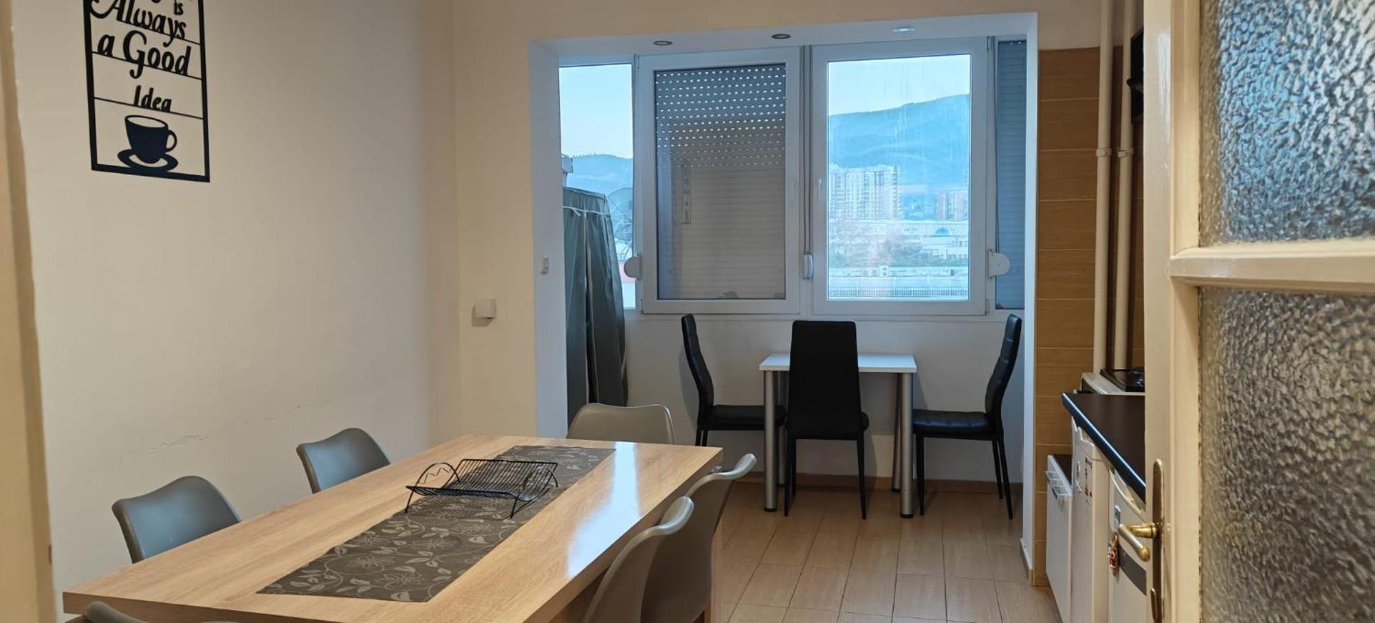 Calla 5 Apartment - Main Square, In The City Shopping Center - Parking Slot With Security And Video Camera Skopje Exterior foto